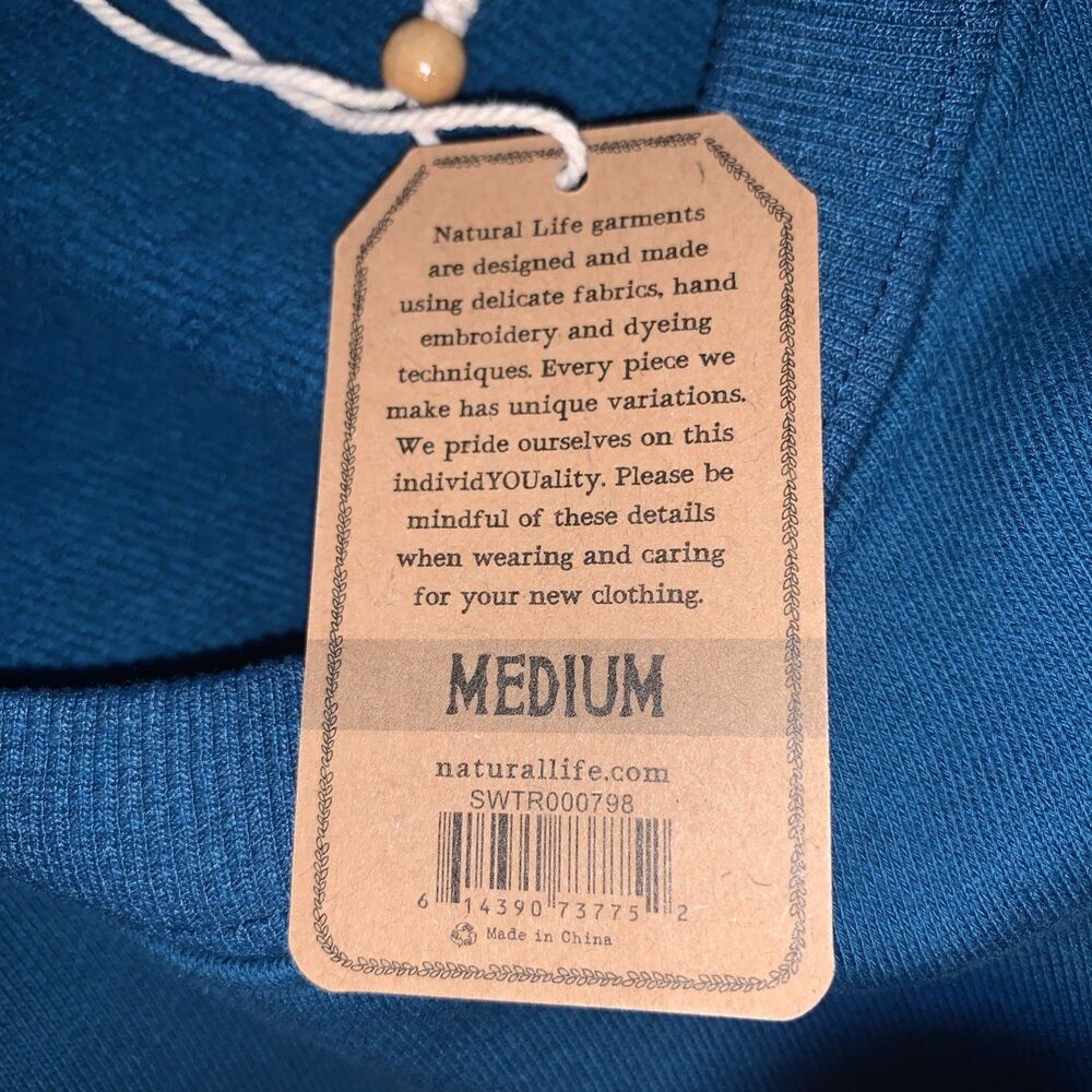NWT Natural Life Boxy Embroidered “Loved” ❤️ On Sleeves Sweatshirt Oversized Med - Picture 6 of 11